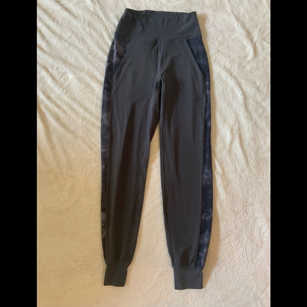 Lululemon Align Jogger Track Stripe Size 2 - image 6